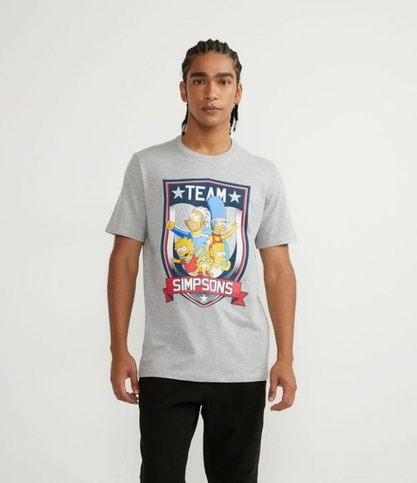 Camiseta Manga Curta em Algodão com Estampa Simpsons Família Esportista