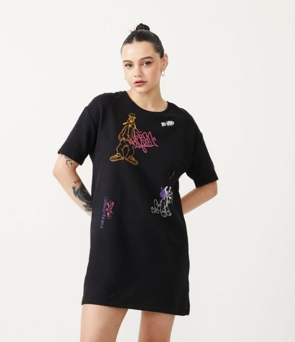 Vestido Curto em Moletinho com Estampa Personagens Disney